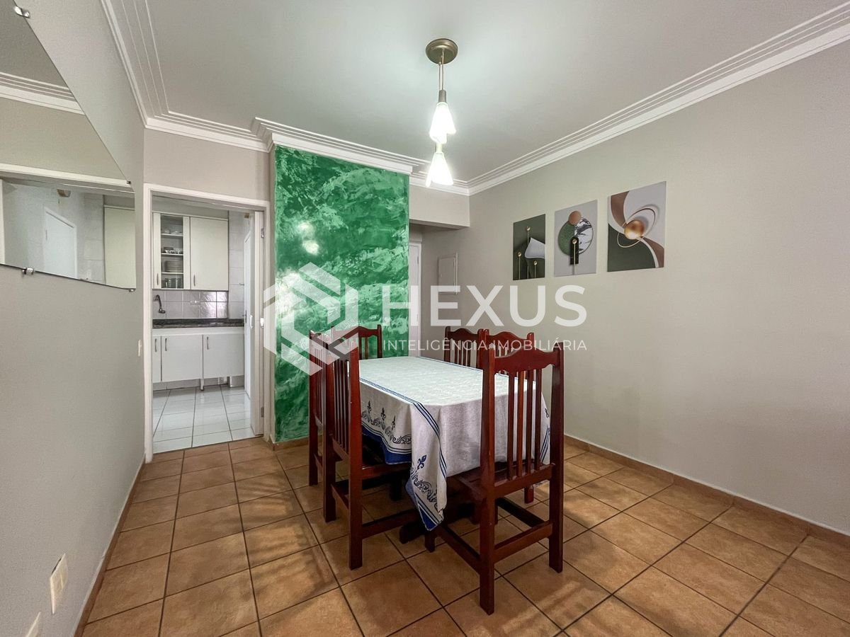 Foto 5 de Apartamento com varanda, lazer e vista mar na quadra-mar da Praia das Pitangueiras, Guaruja