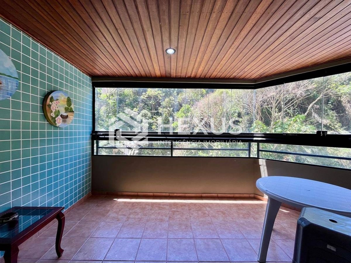 Apartamento em Pitangueiras — foto 1