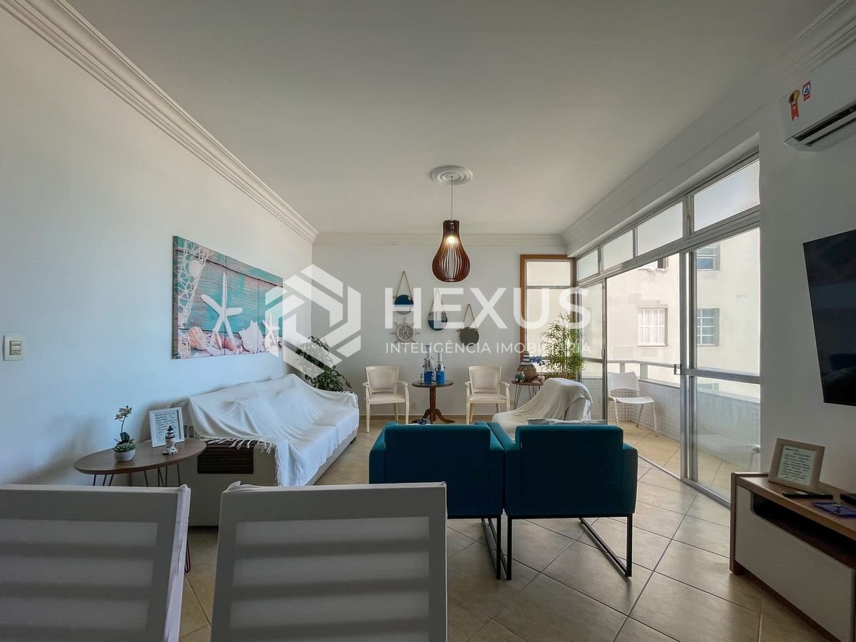 Foto 4 de Apartamento frente mar com varanda na Praia das Pitangueiras, Guaruja