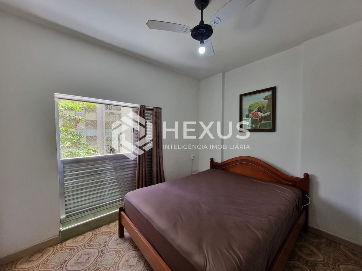 Foto 4 de Apartamento na quadra mar da Praia das Pitangueiras, Guaruja