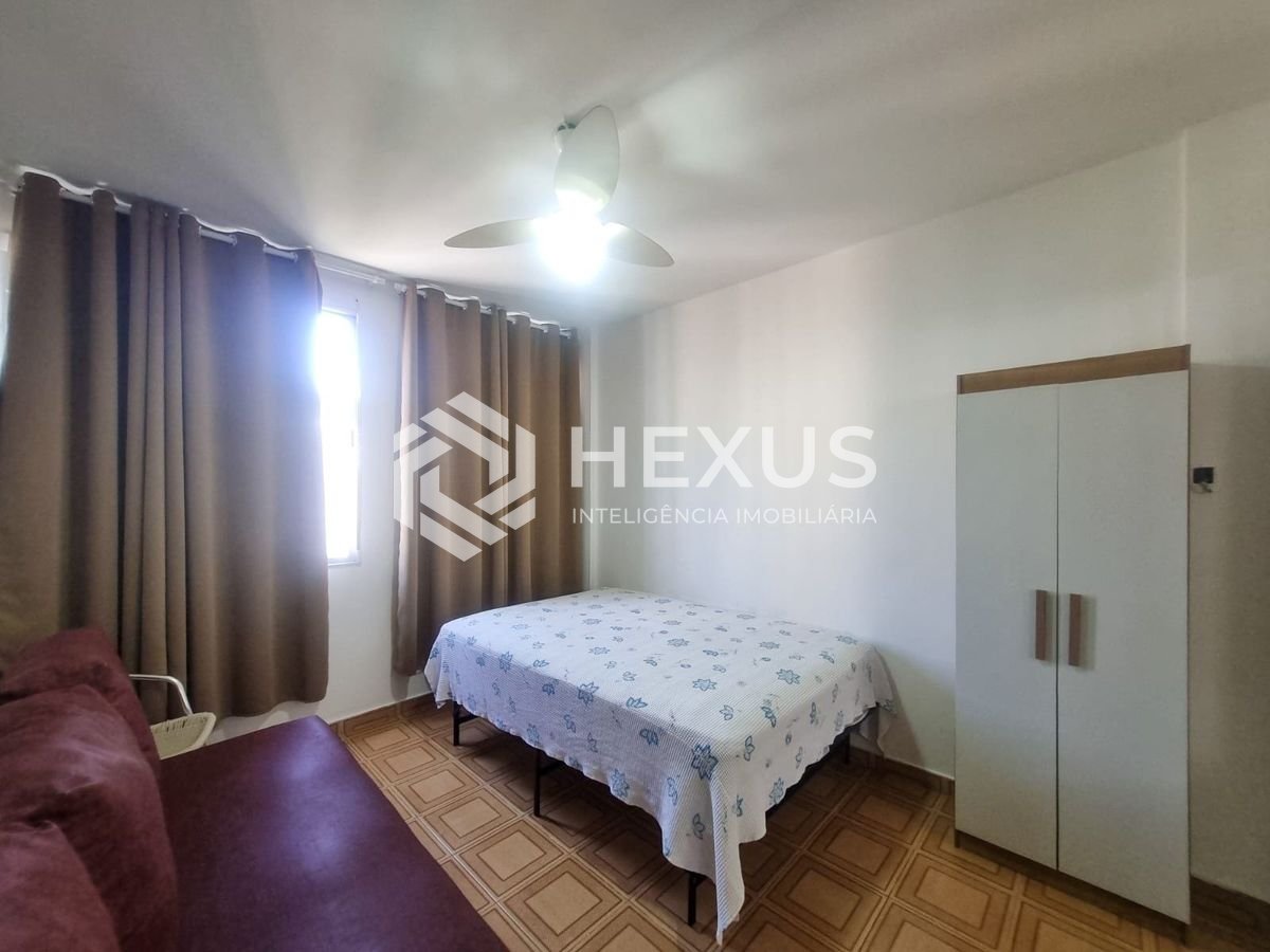 Foto 4 de Apartamento na quadra mar da Praia das Pitangueiras, Guaruja