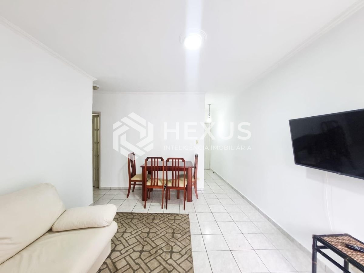 Foto 4 de Apartamento com varanda e vista mar na quadra mar da Praia das Pitangueiras, Guaruja