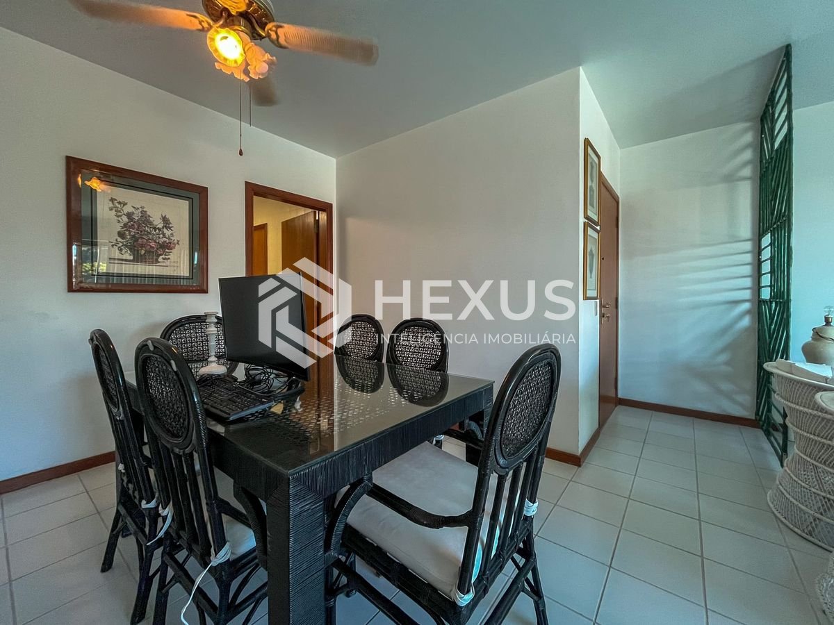 Foto 5 de Apartamento frente mar com varanda e lazer de clube, Pitangueiras, Guaruja