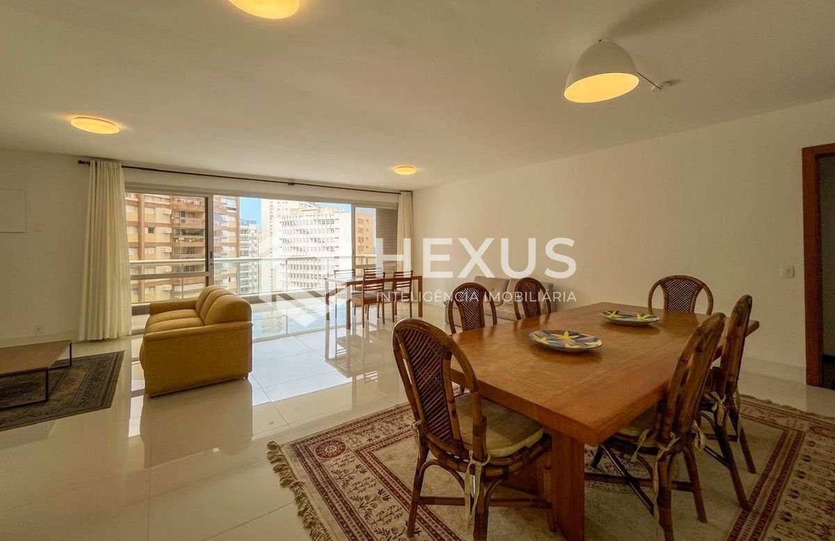 Foto 4 de Apartamento frente mar com varanda lazer e vista mar na Praia das Pitangueiras, Guaruja