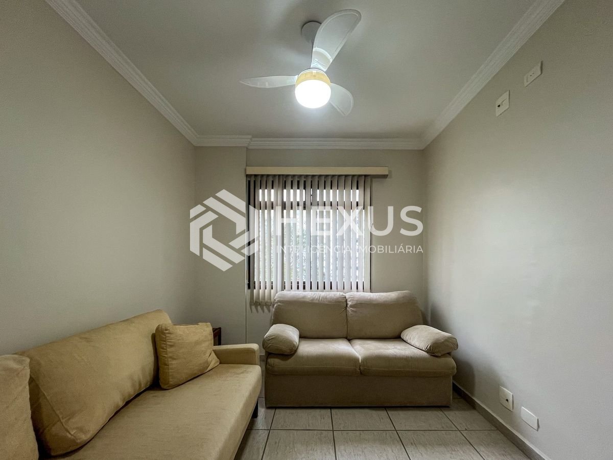 Foto 3 de Apartamento reformado a uma quadra da Praia das Pitangueiras, Guaruja