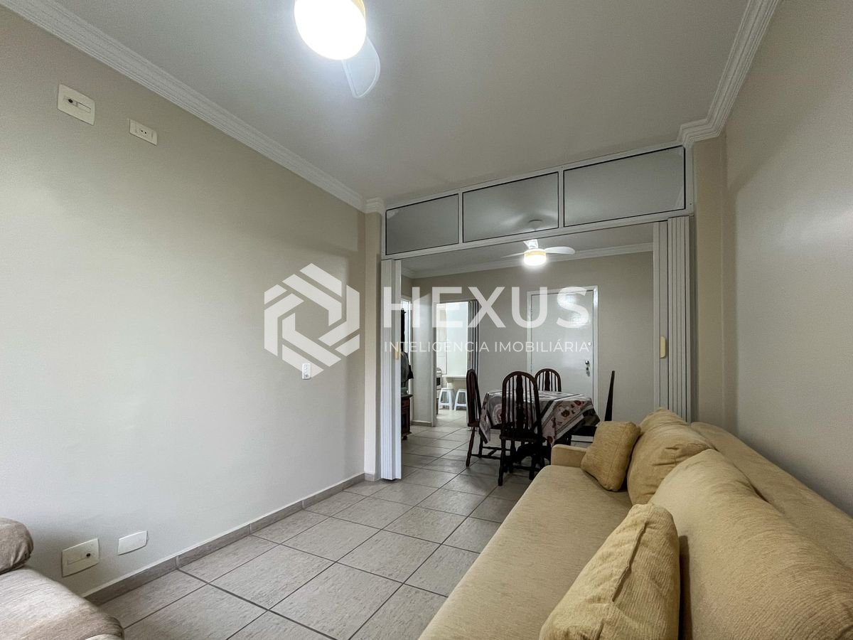 Foto 4 de Apartamento reformado a uma quadra da Praia das Pitangueiras, Guaruja