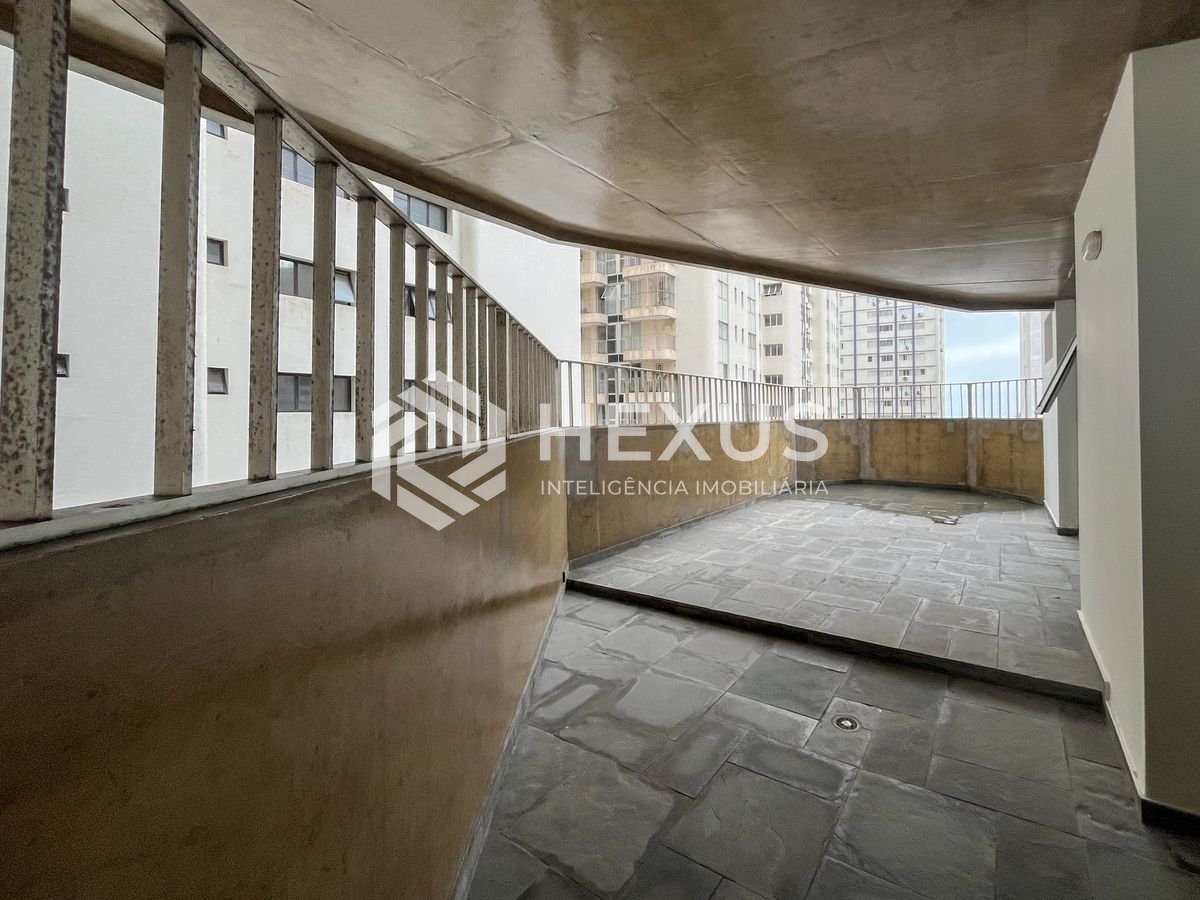 Apartamento em Pitangueiras — foto 1