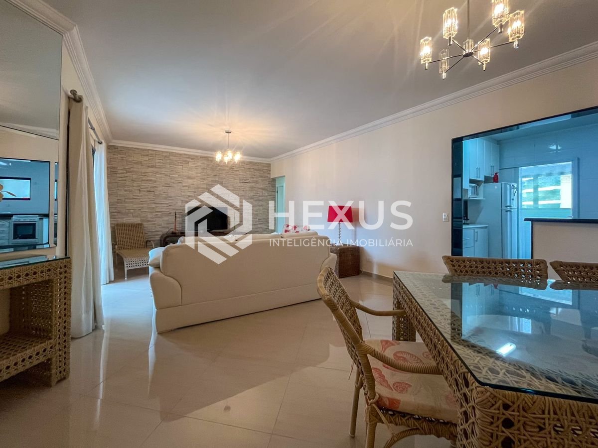 Foto 5 de Apartamento com varanda gourmet e lazer a duas quadras da Praia das Pitangueiras, Guaruja