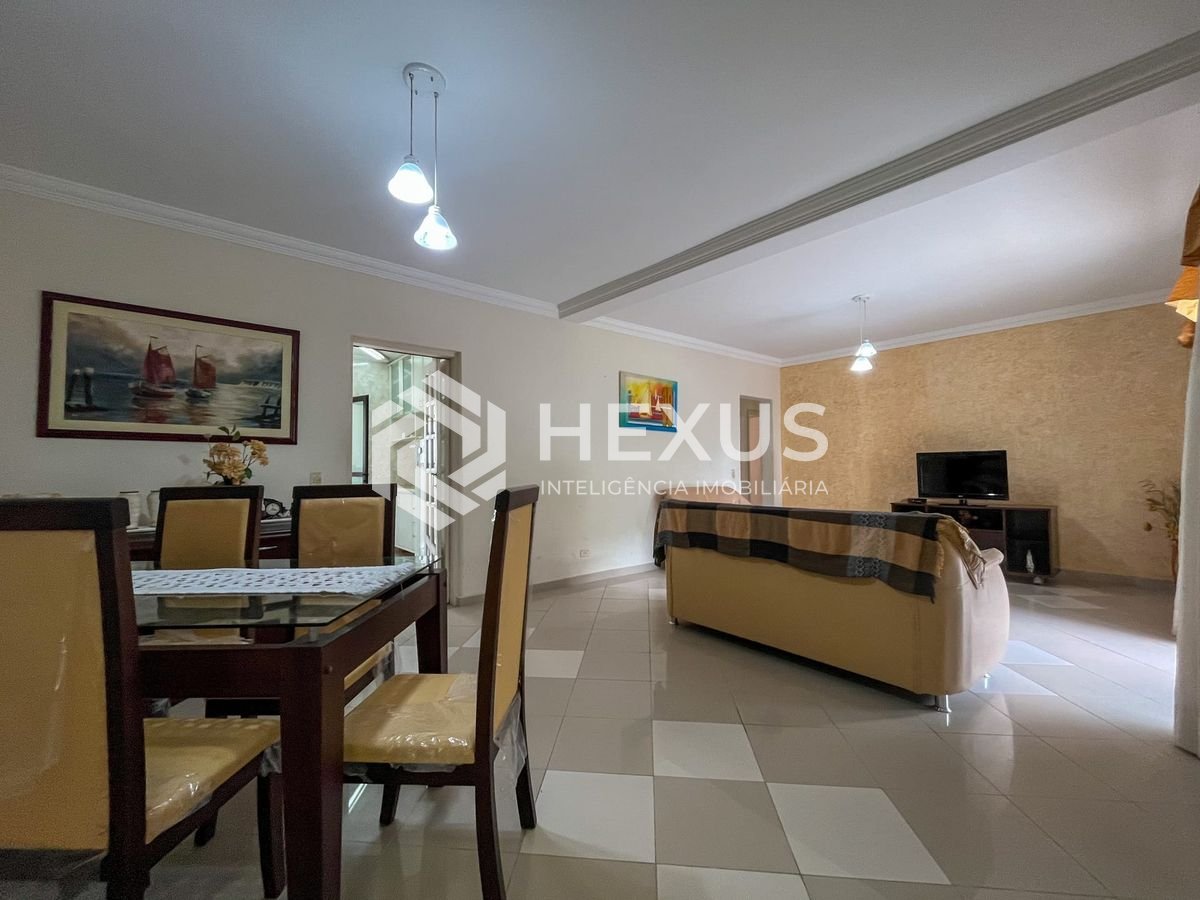 Foto 4 de Apartamento com varanda e lazer na Praia das Pitangueiras, Guaruja