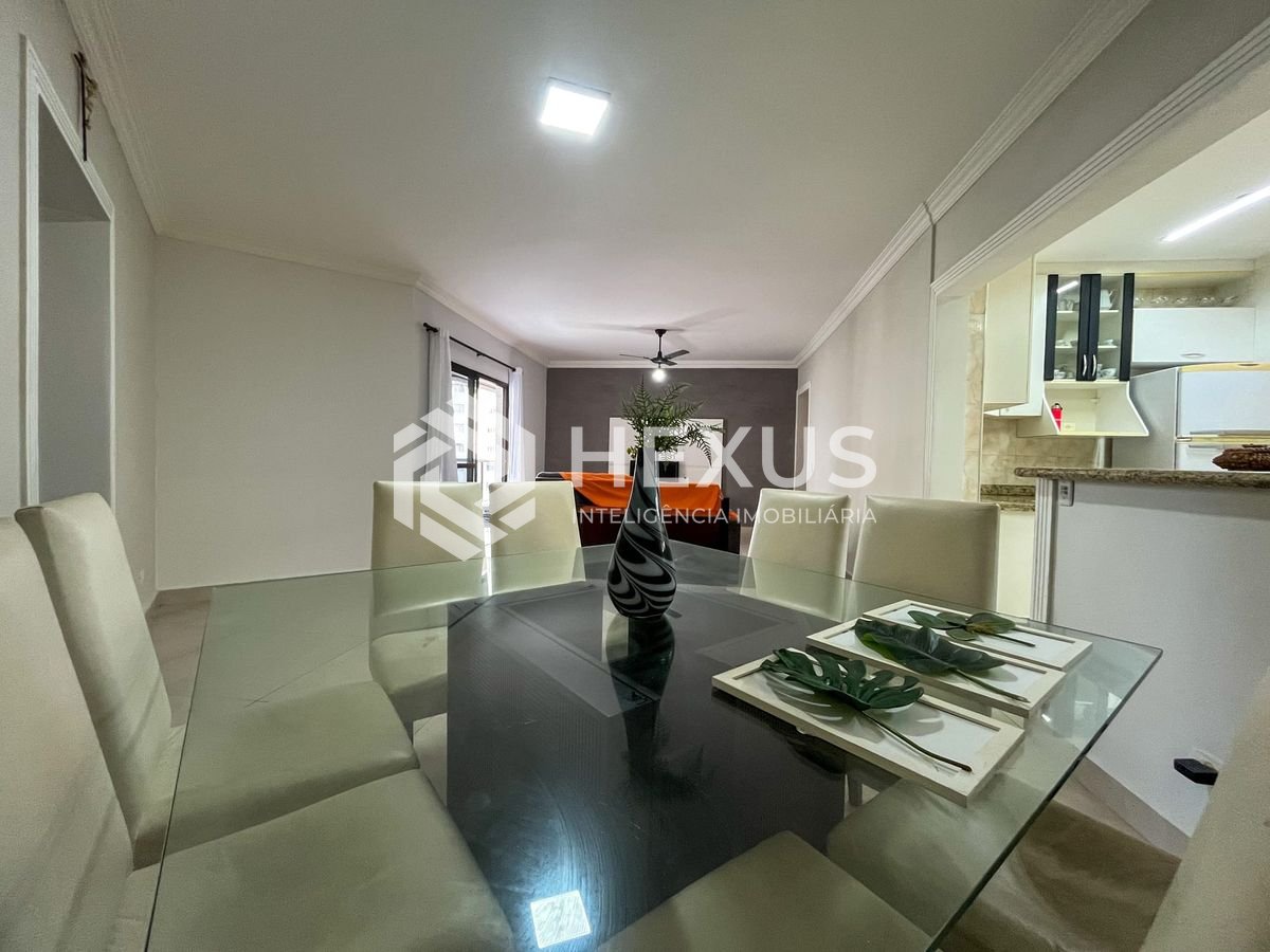 Foto 4 de Apartamento com varanda gourmet e lazer a duas quadras da Praia das Pitangueiras, Guaruja