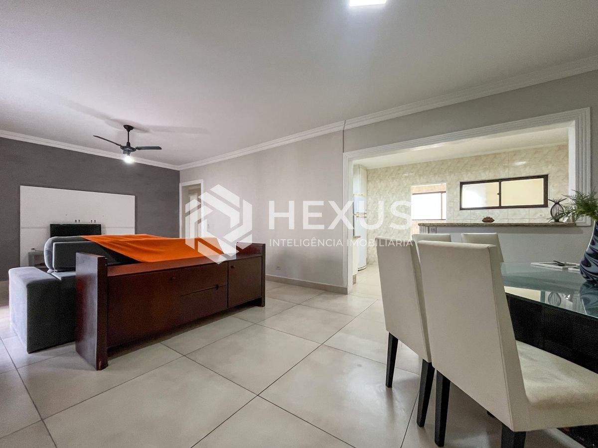 Foto 5 de Apartamento com varanda gourmet e lazer a duas quadras da Praia das Pitangueiras, Guaruja