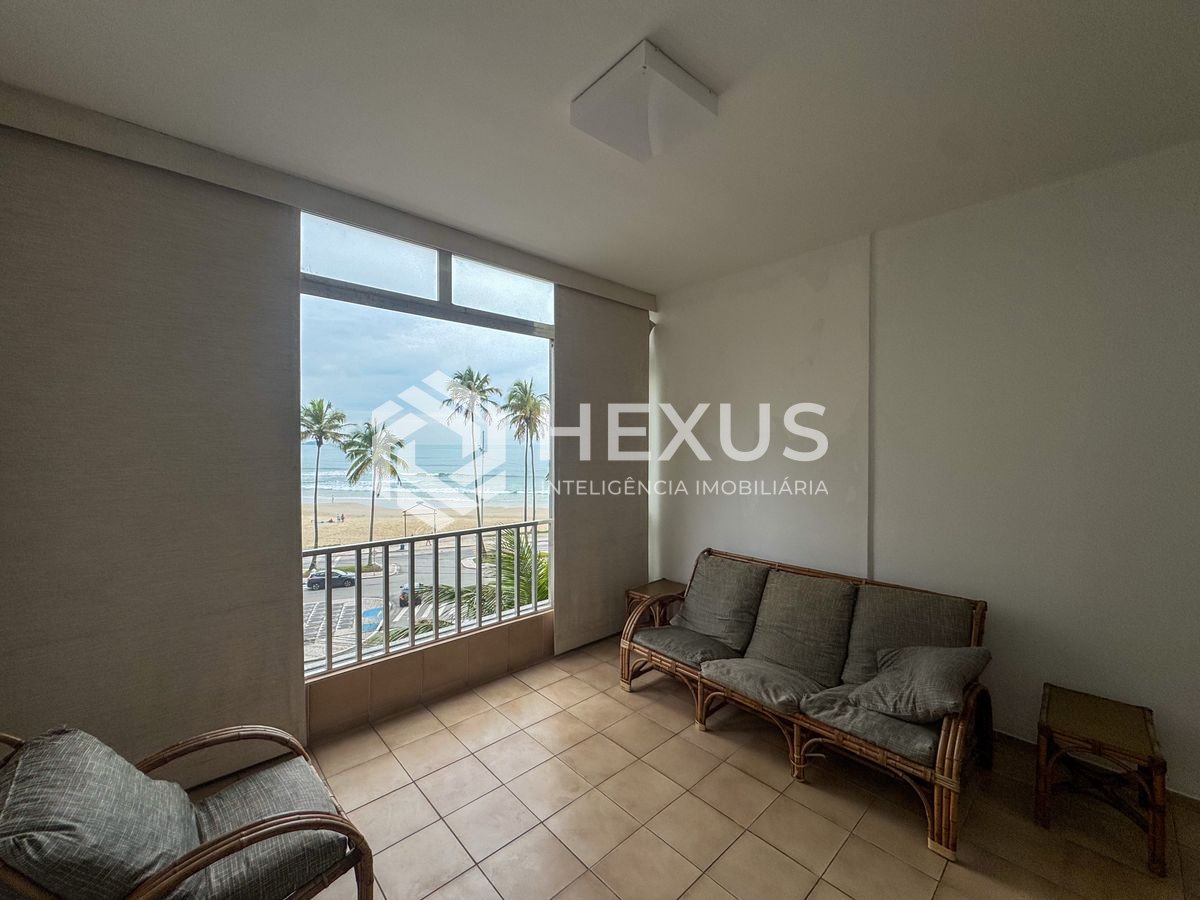 Foto 4 de Apartamento frente mar com vista mar na Praia das Pitangueiras, Guaruja