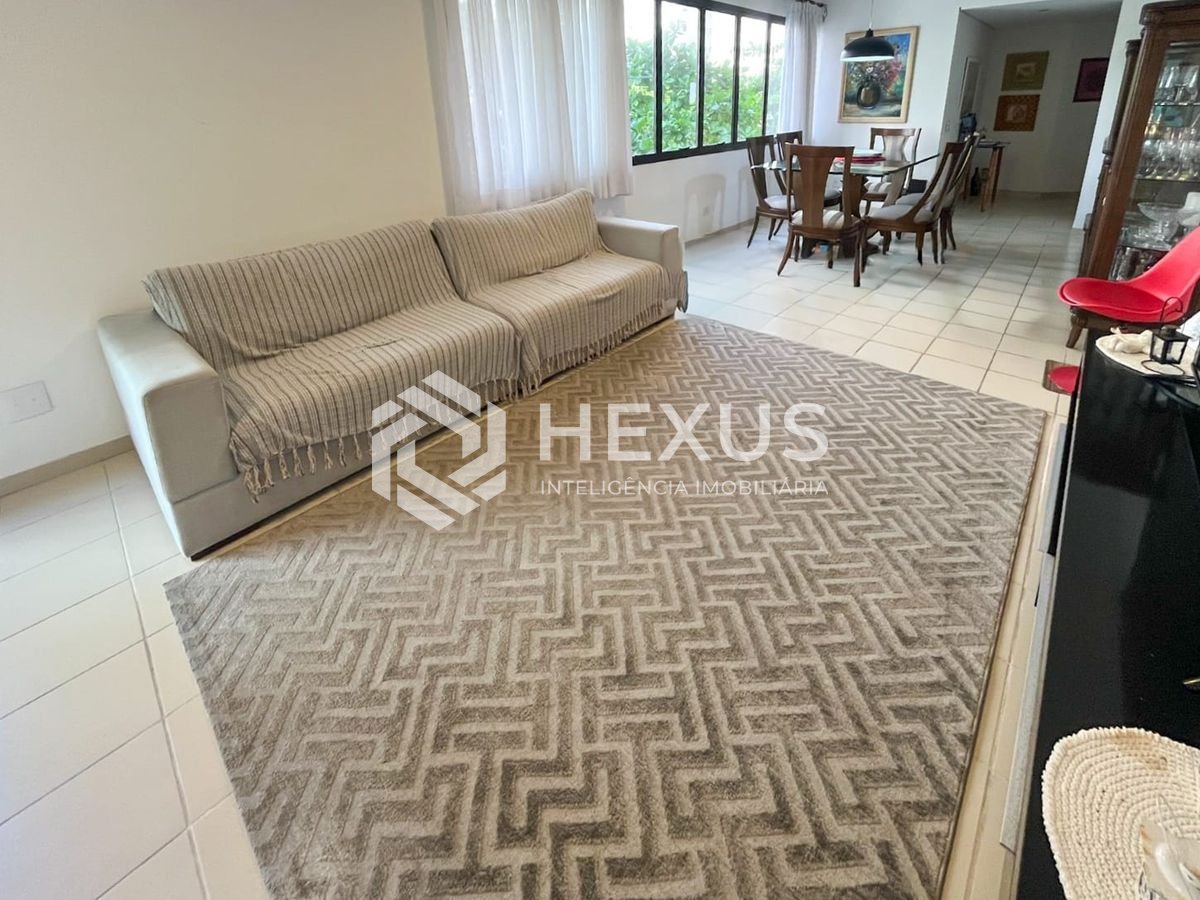 Foto 4 de Apartamento com varanda e lazer na Praia das Pitangueiras, Guaruja
