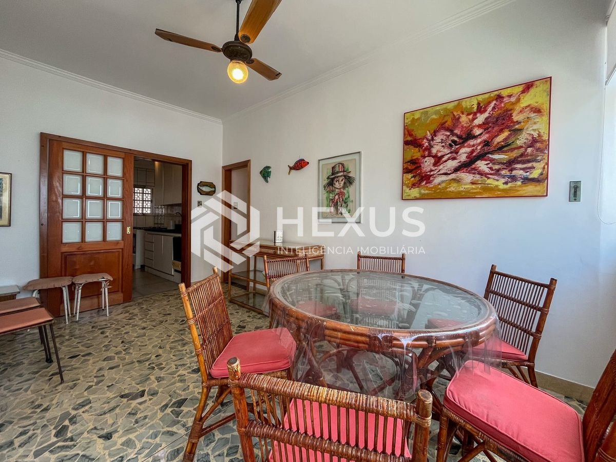 Foto 4 de Apartamento com vista mar na quadra mar da Praia das Pitangueiras, Guaruja