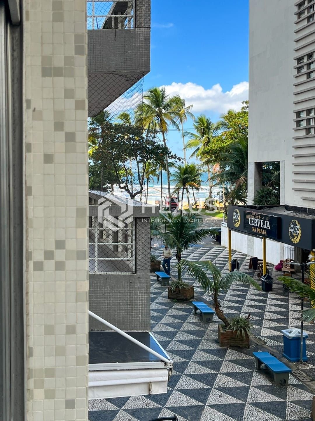 Apartamento em Pitangueiras — foto 1