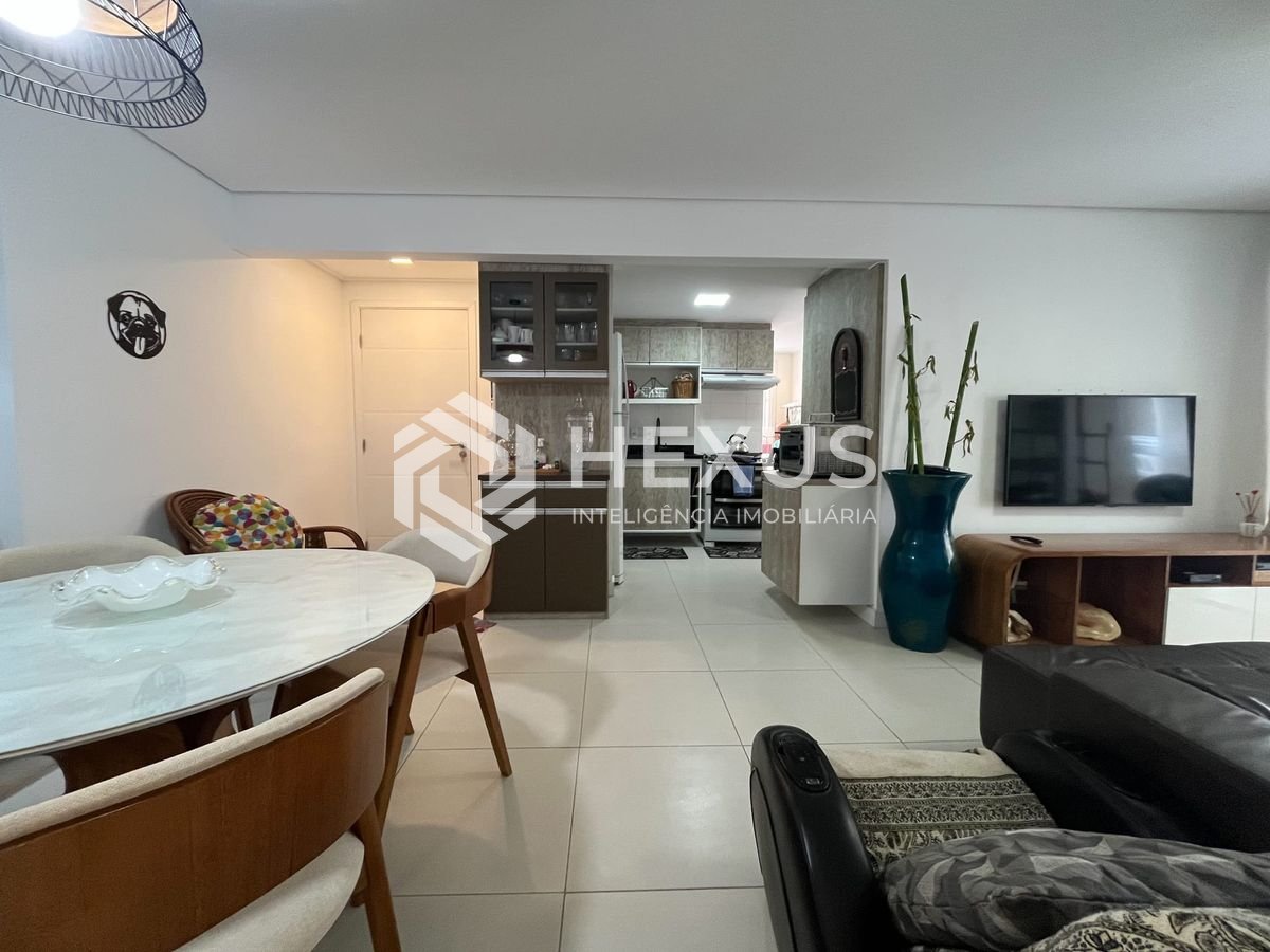 Foto 2 de Apartamento com varanda gourmet, lazer e vista mar na quadra mar da Praia das Pitangueiras, Guaruja