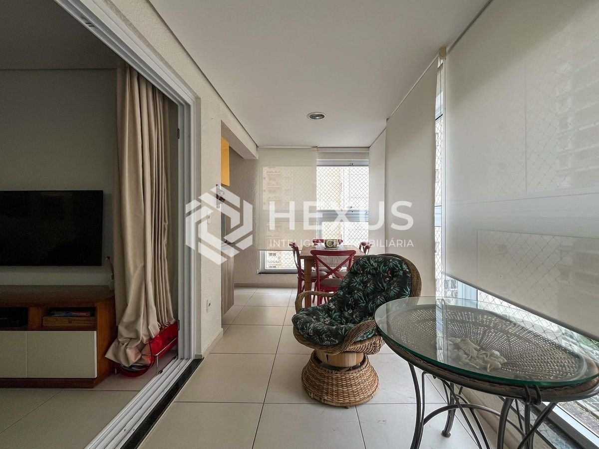 Foto 4 de Apartamento com varanda gourmet, lazer e vista mar na quadra mar da Praia das Pitangueiras, Guaruja