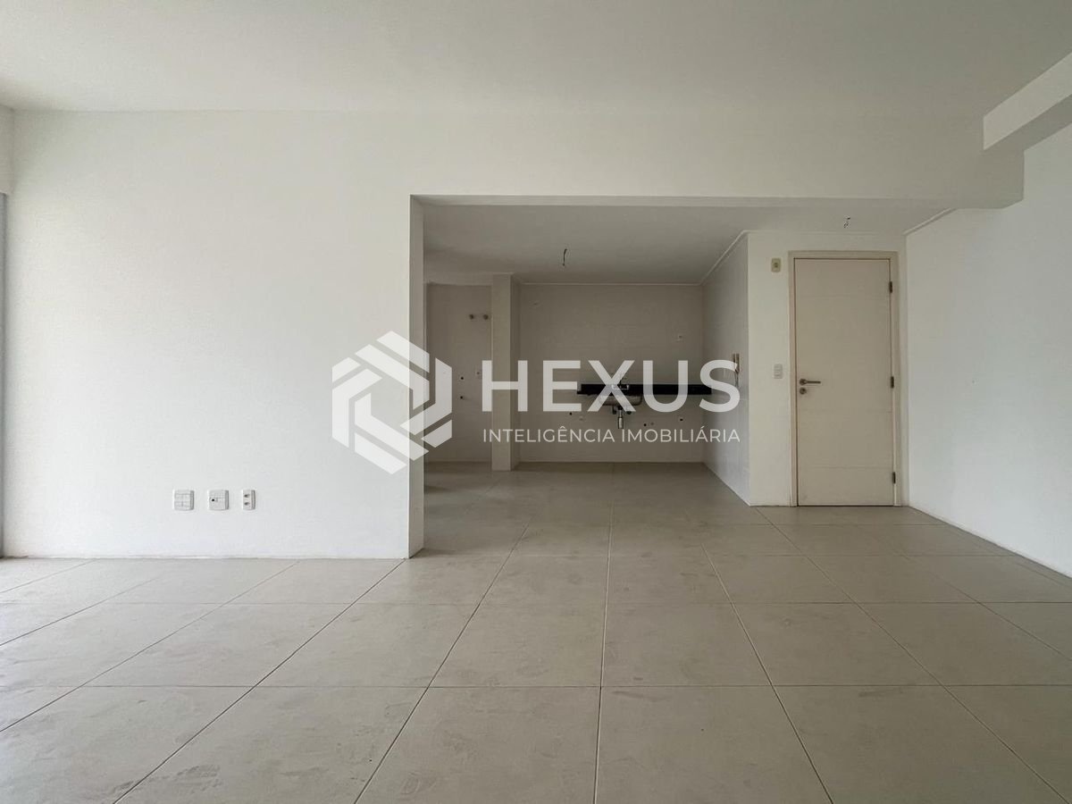 Foto 4 de Apartamento com varanda gourmet, vista mar e lazer na quadra mar da Praia das Pitangueiras, Guaruja