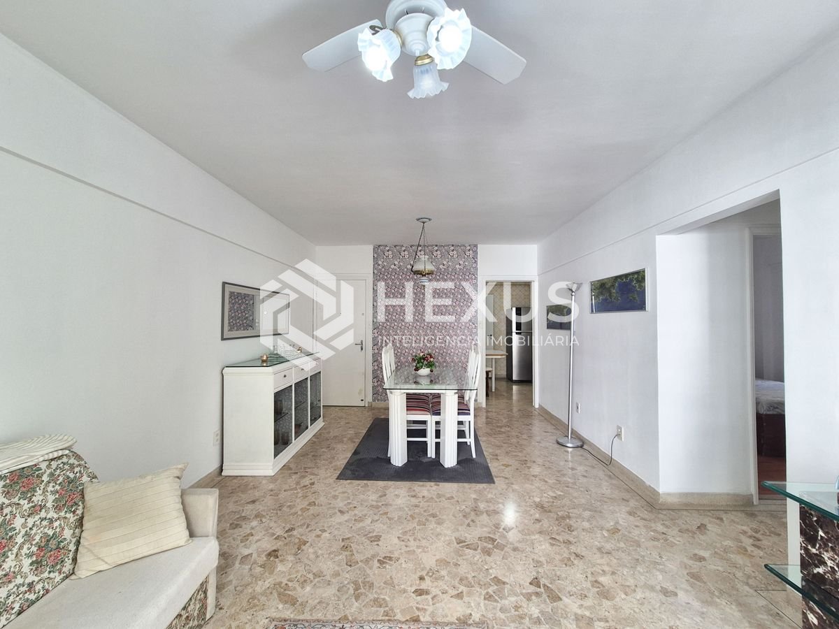 Foto 3 de Apartamento com varanda na Praia das Pitangueiras, Guaruja