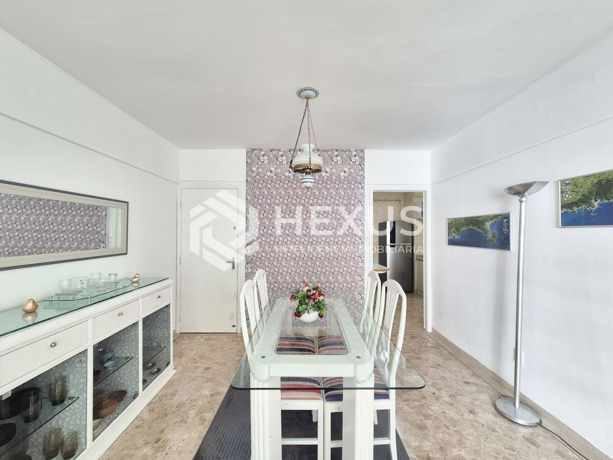 Foto 4 de Apartamento com varanda na Praia das Pitangueiras, Guaruja