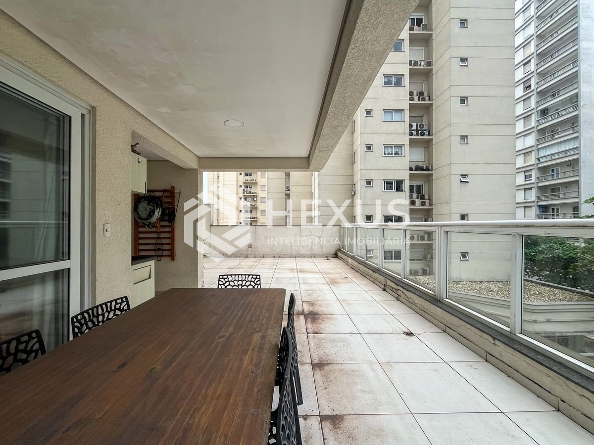 Apartamento em Pitangueiras — foto 1