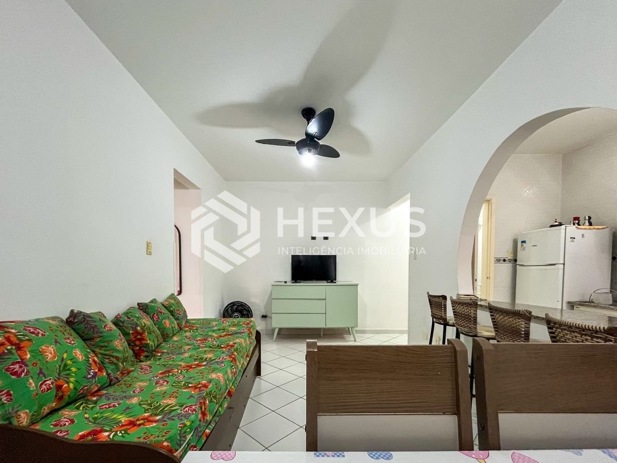 Foto 4 de Apartamento a duas quadras da Praia das Pitangueiras, Guaruja