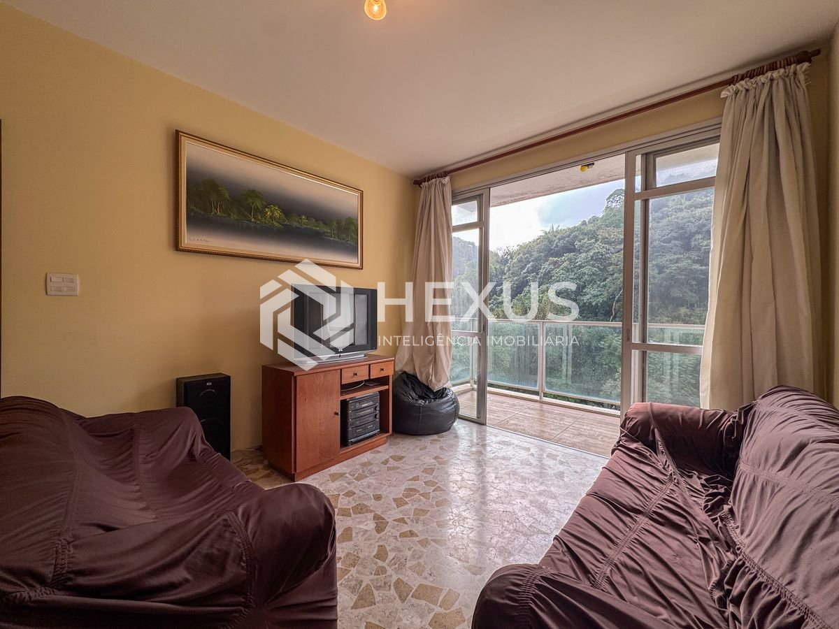 Apartamento em Pitangueiras — foto 1