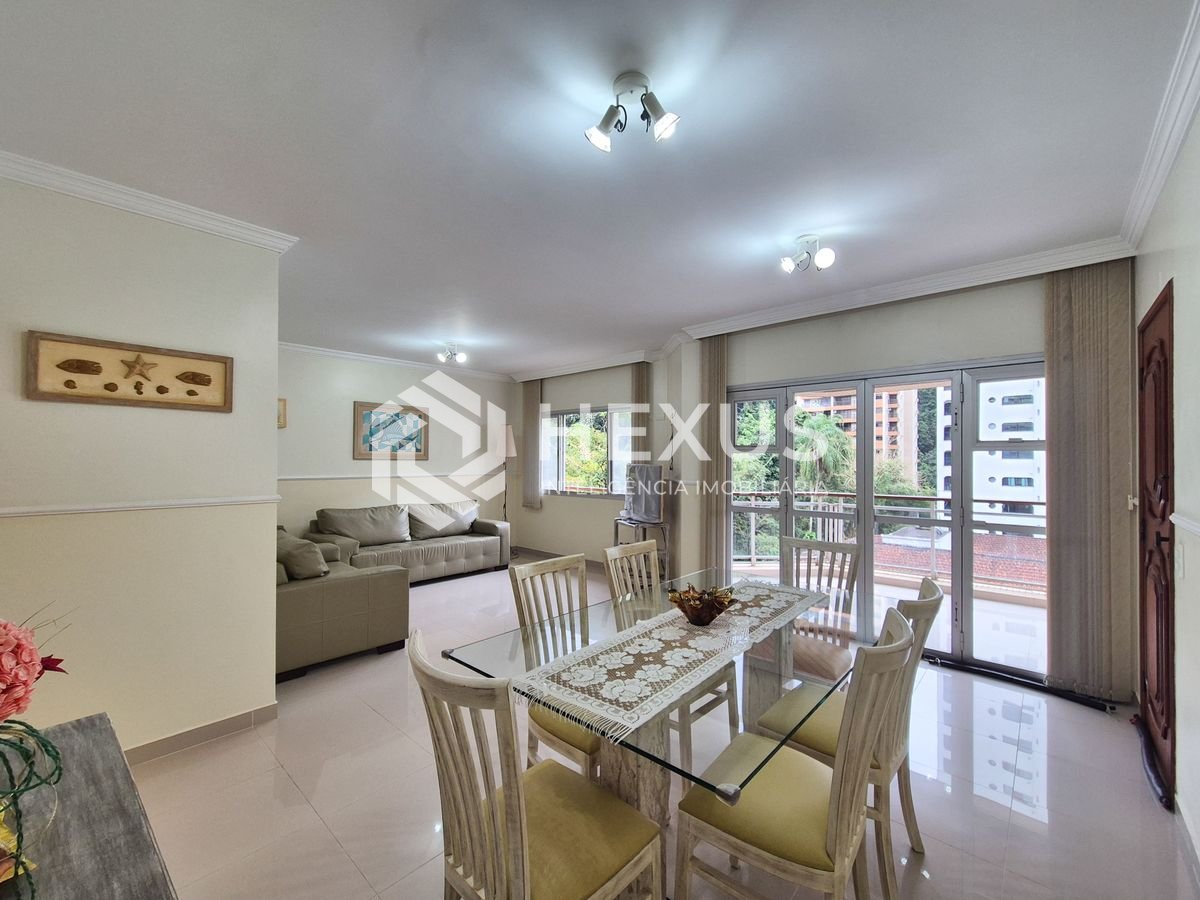 Foto 2 de Apartamento com varanda e lazer na Praia das Pitangueiras, Guaruja