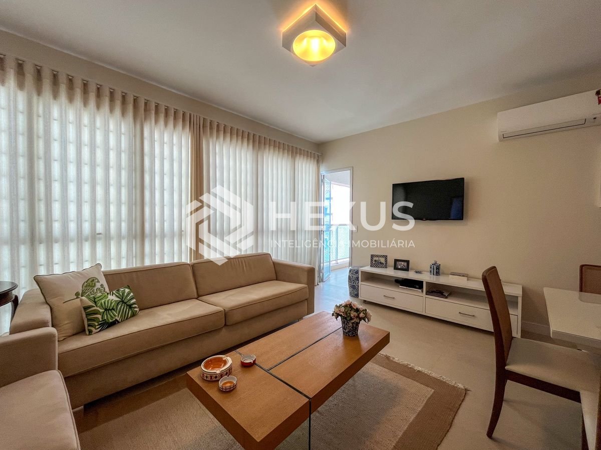Foto 5 de Apartamento com varanda, vista mar e lazer na beira mar da Praia das Pitangueiras, Guaruja