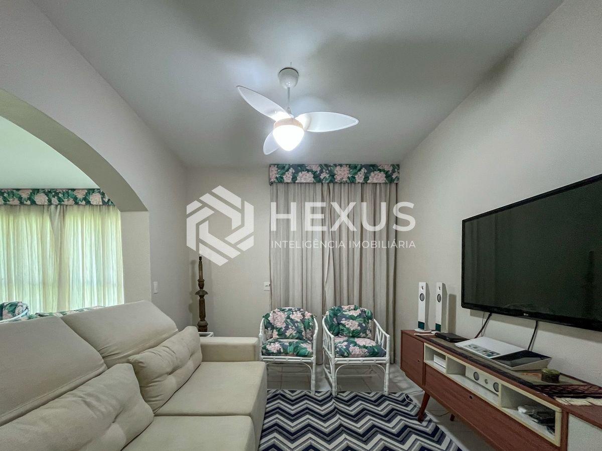 Foto 5 de Apartamento com varanda e vista mar na quadra mar da Praia das Pitangueiras, Guaruja
