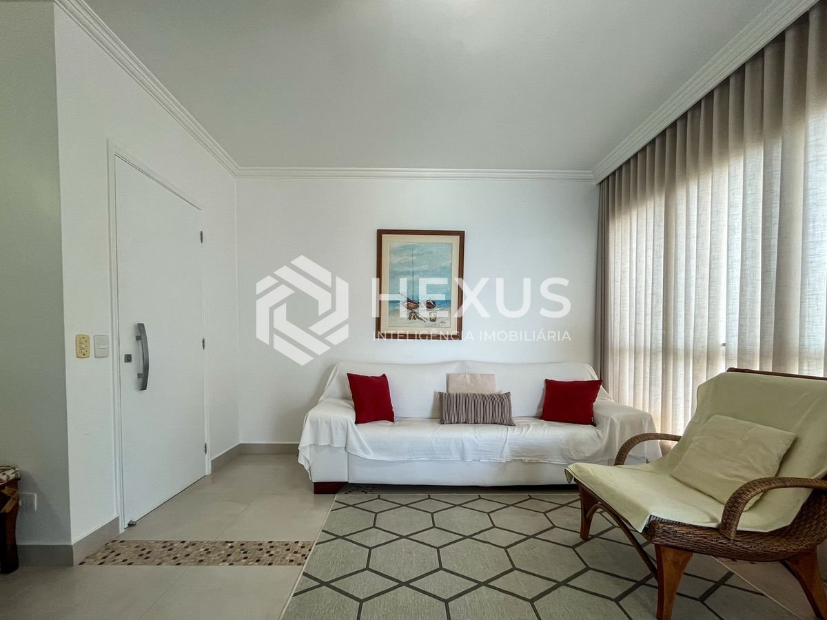 Foto 5 de Apartamento com varanda, lazer e vista mar na quadra mar da Praia das Pitangueiras, Guaruja