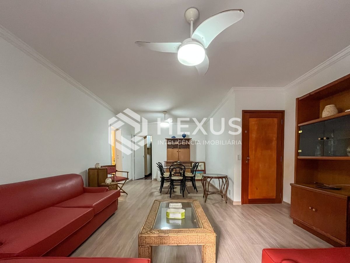 Foto 3 de Apartamento com varanda e lazer na Praia das Pitangueiras, Guaruja