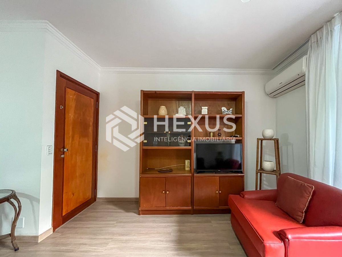 Foto 5 de Apartamento com varanda e lazer na Praia das Pitangueiras, Guaruja