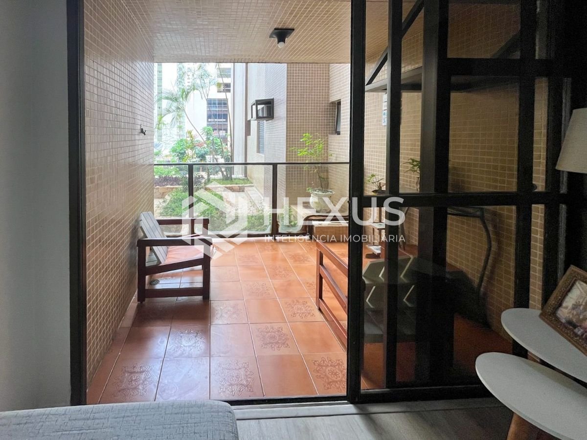 Foto 4 de Apartamento com duas varandas na Praia das Pitangueiras, Guaruja