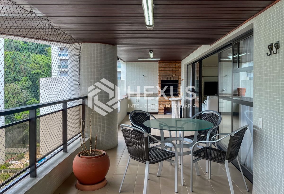 Foto 3 de Apartamento com piscina e churrasqueira na varanda na Praia das Pitangueiras, Guaruja