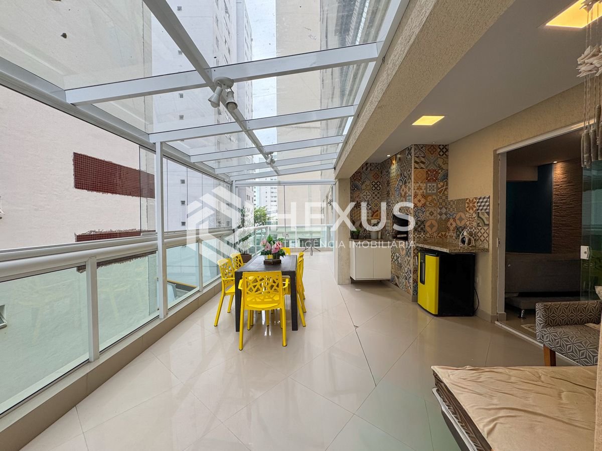 Apartamento em Pitangueiras — foto 1