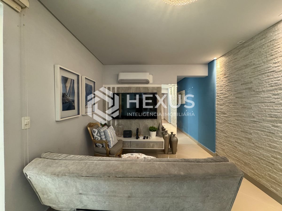 Foto 4 de Apartamento garden com varanda gourmet e lazer a uma quadra da Praia das Pitangueiras, Guaruja