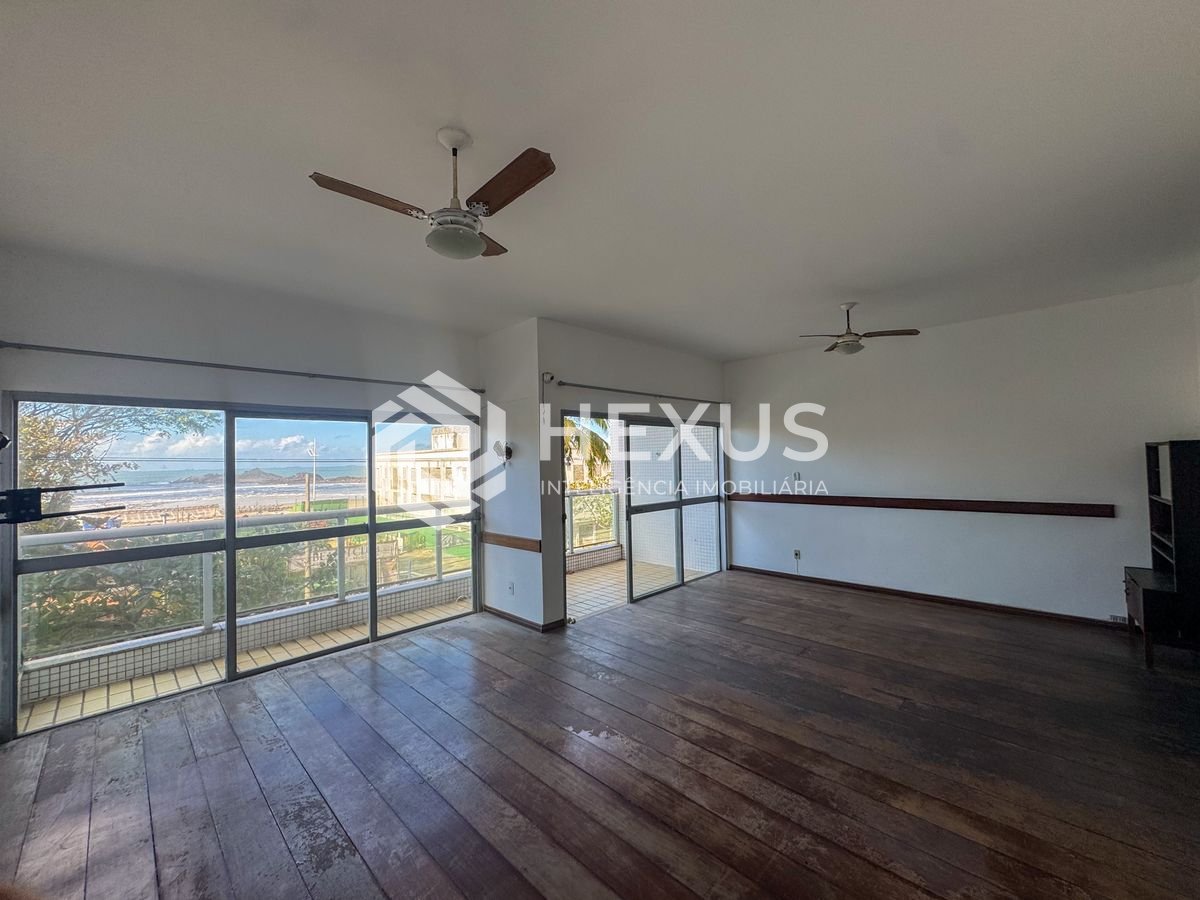Foto 2 de Apartamento frente mar com varanda vista mar e lazer na Praia das Pitangueiras, Guaruja