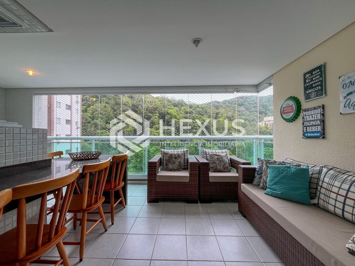 Foto 2 de Apartamento com varanda gourmet e lazer na Praia das Pitangueiras, Guaruja