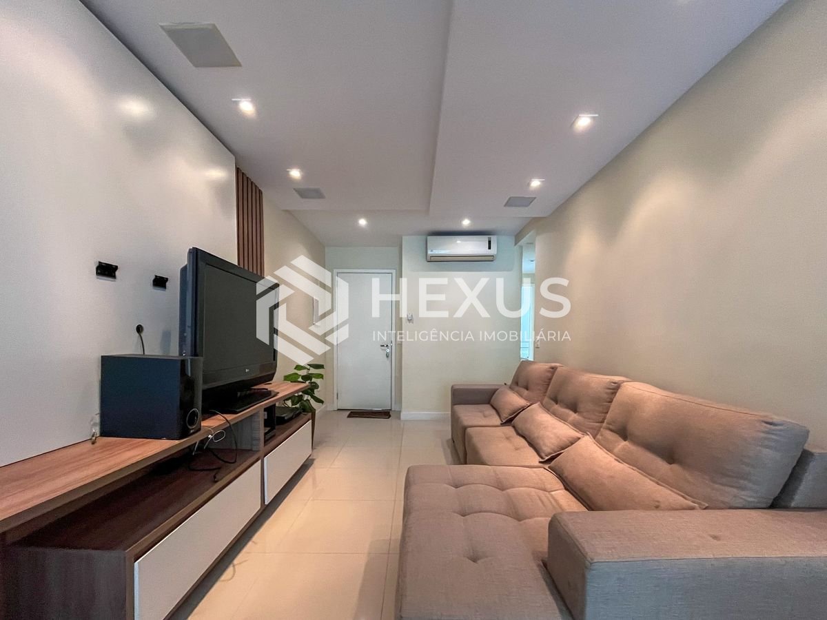 Foto 4 de Apartamento com varanda gourmet e lazer na Praia das Pitangueiras, Guaruja