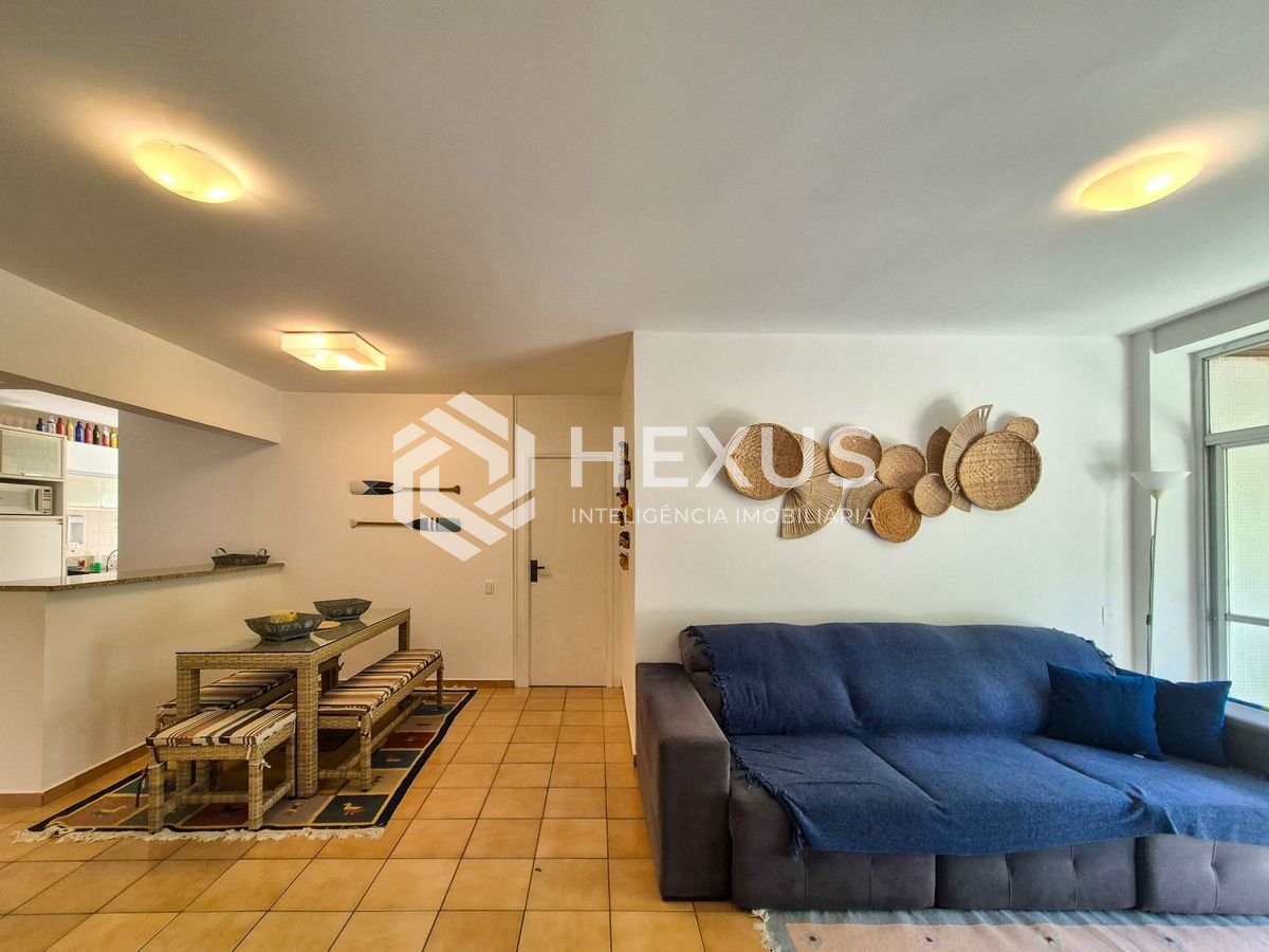 Foto 4 de Apartamento com varanda e lazer na Praia das Pitangueiras, Guaruja