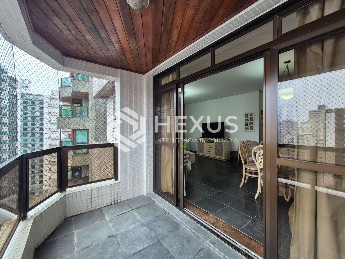 Foto 2 de Apartamento com varanda na Praia das Pitangueiras, Guaruja