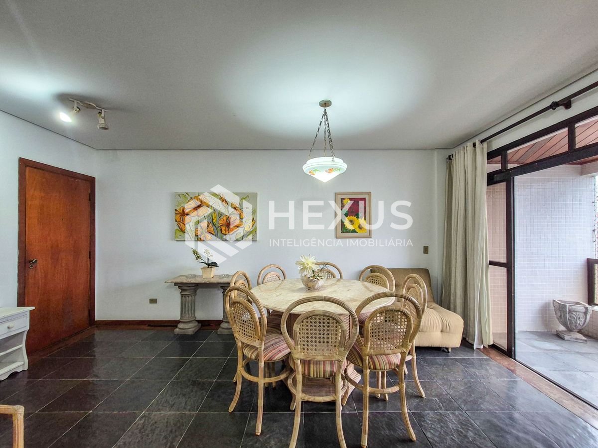 Foto 4 de Apartamento com varanda na Praia das Pitangueiras, Guaruja