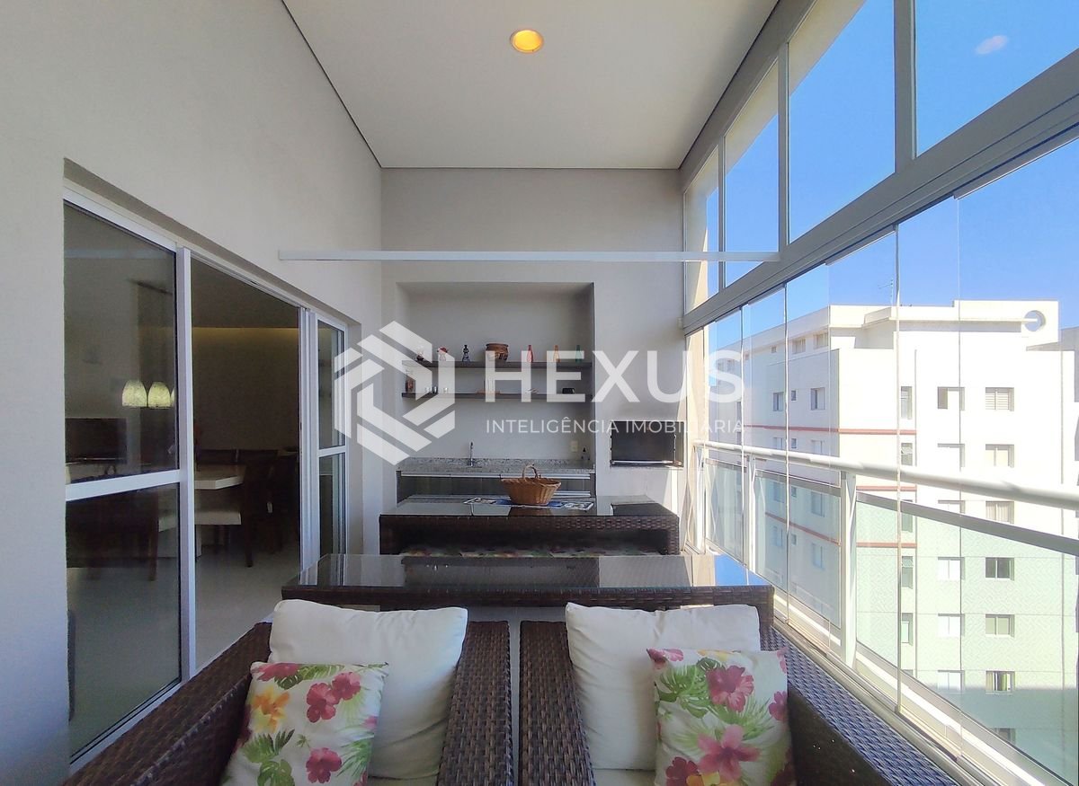 Foto 2 de Apartamento reformado com varanda gourmet e lazer a uma quadra da Praia das Asturias, Guaruja