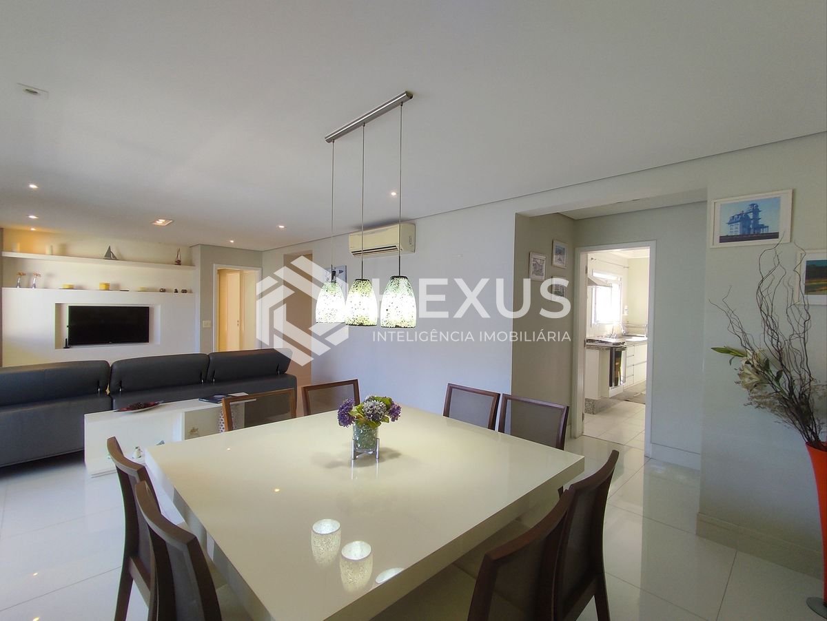 Foto 5 de Apartamento reformado com varanda gourmet e lazer a uma quadra da Praia das Asturias, Guaruja