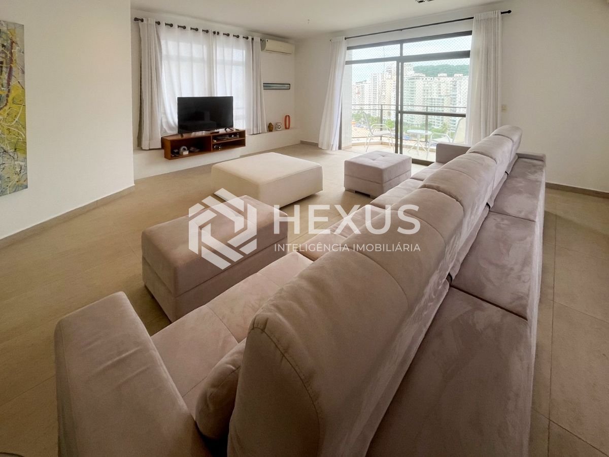 Foto 4 de Apartamento frente mar com varanda na Praia das Pitangueiras, Guaruja