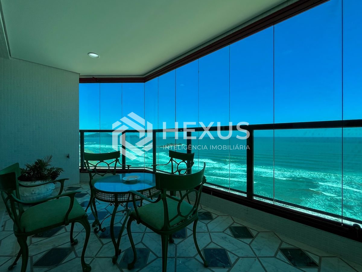 Foto 4 de Apartamento reformado frente mar de alto padrão com varanda e lazer, Pitangueiras, Guaruja