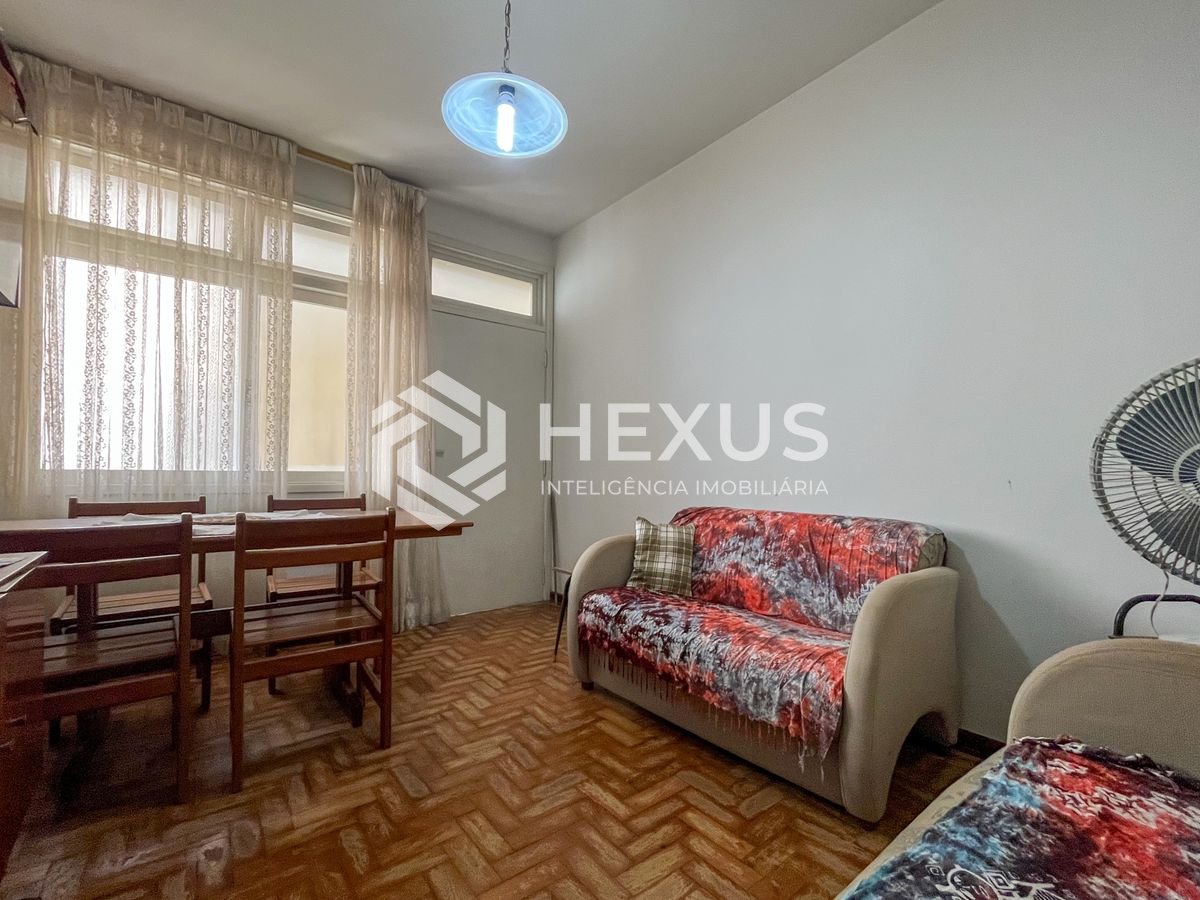 Foto 3 de Apartamento com custo baixo a uma quadra da Praia das Pitangueiras, Guaruja