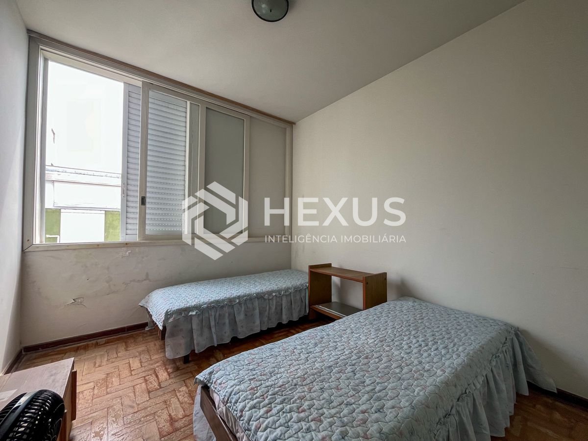 Foto 4 de Apartamento com custo baixo a uma quadra da Praia das Pitangueiras, Guaruja