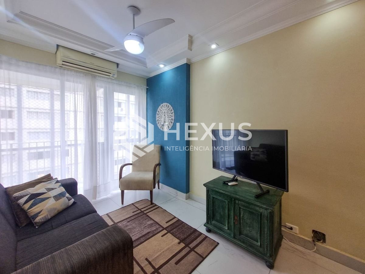 Foto 5 de Apartamento com varanda e lazer a uma quadra da Praia das Pitangueiras, Guaruja